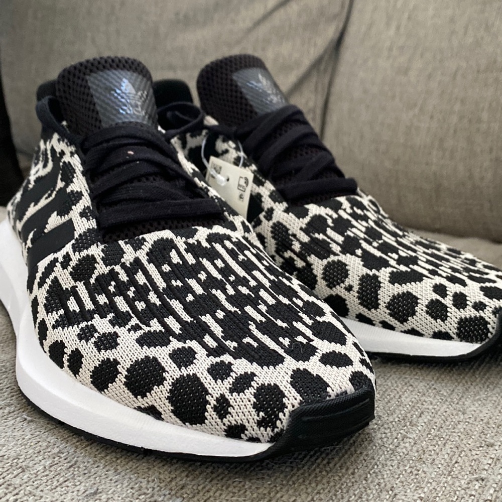 Adidas Swift Run